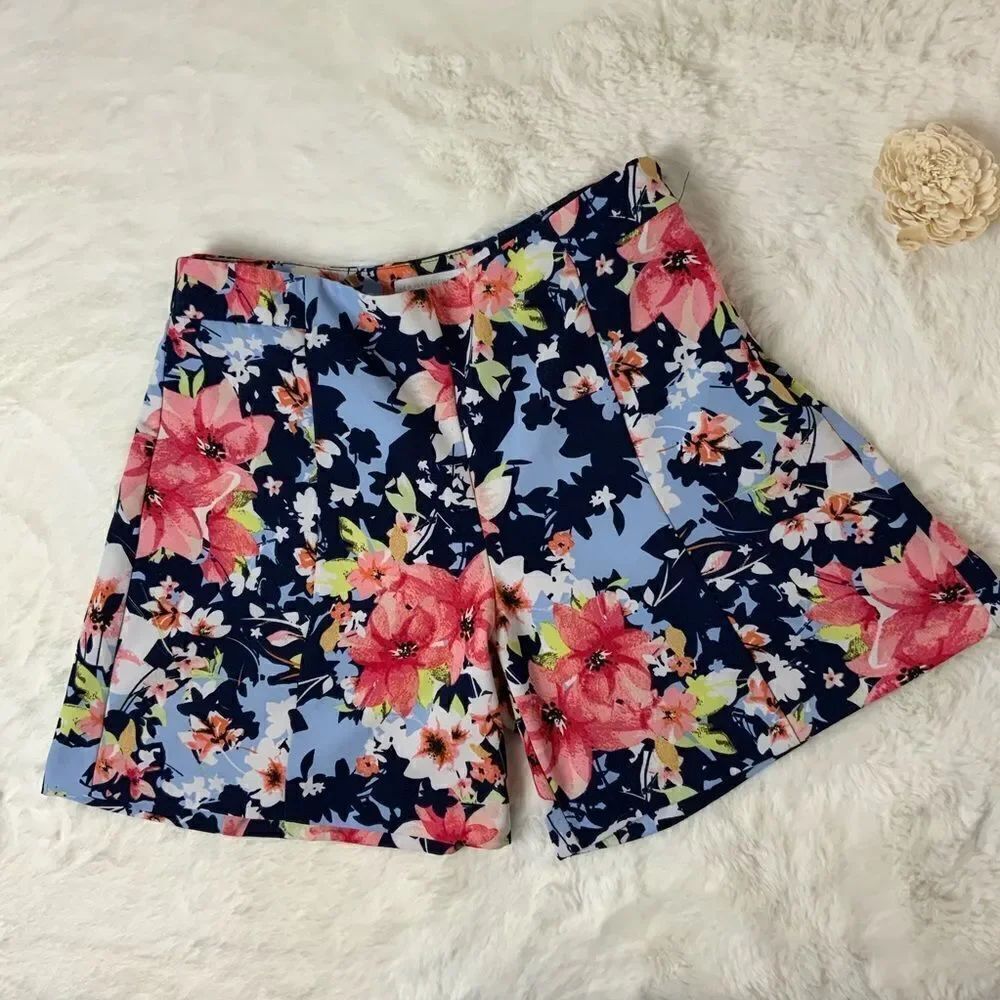 New York & Company floral high waist dressy shorts